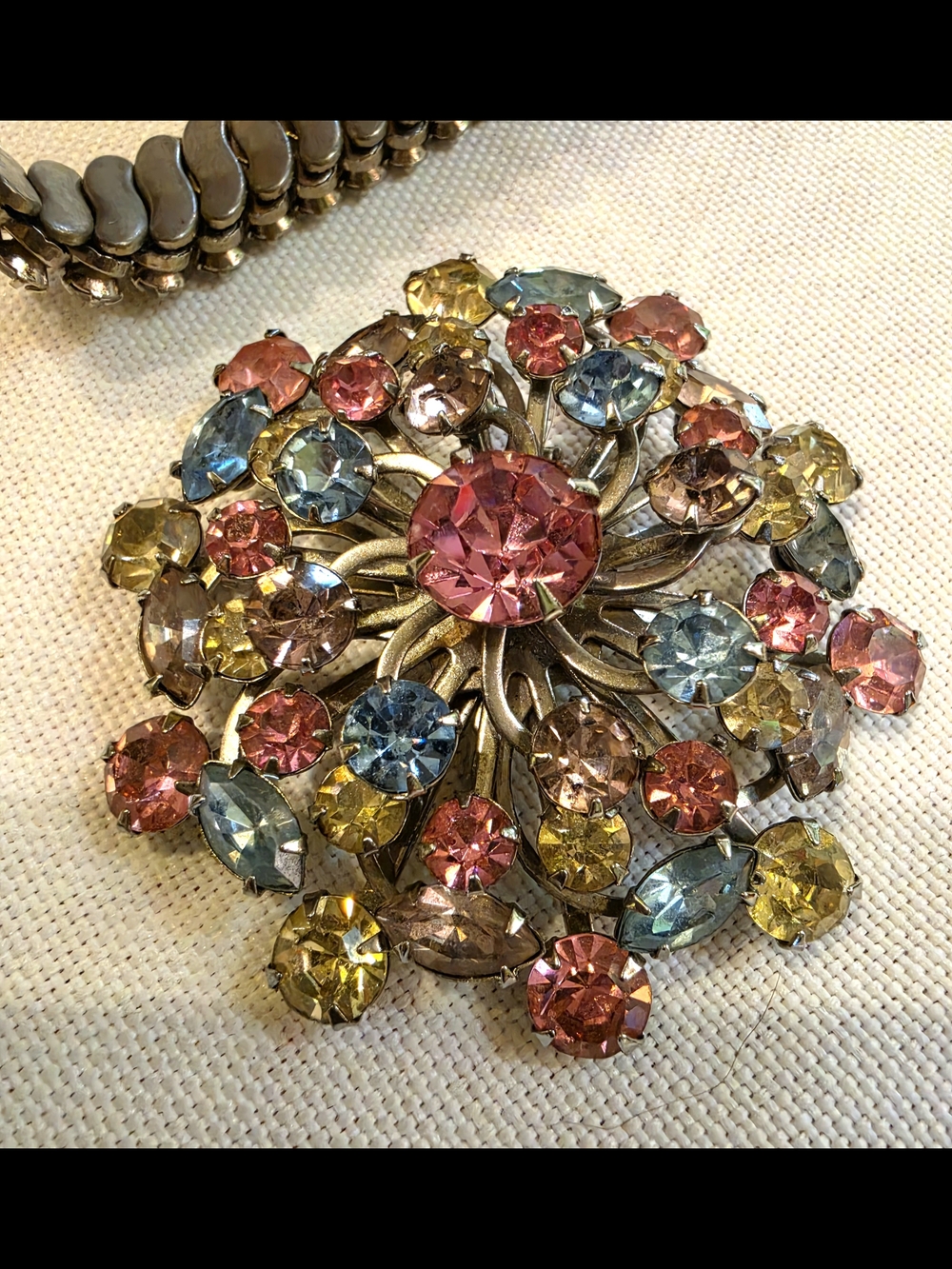 50s Atomic Starburst Rhinestone Brooch Pin